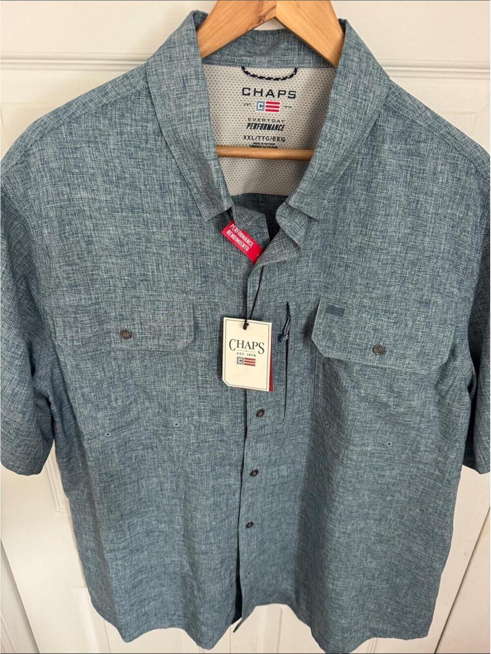 Chaps Men's Short Sleeve Button-Up Shirt in Heathered Blue